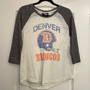 Denver Broncos Top
